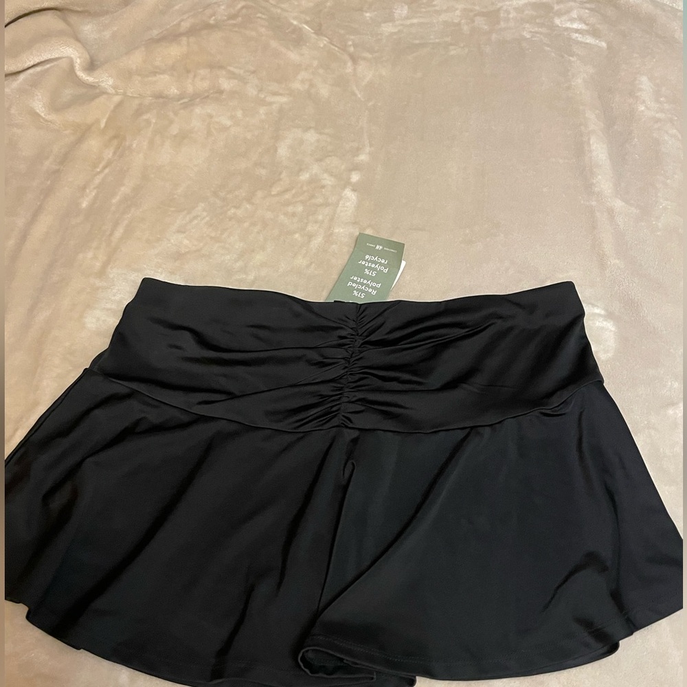 H&M black miniskirt
